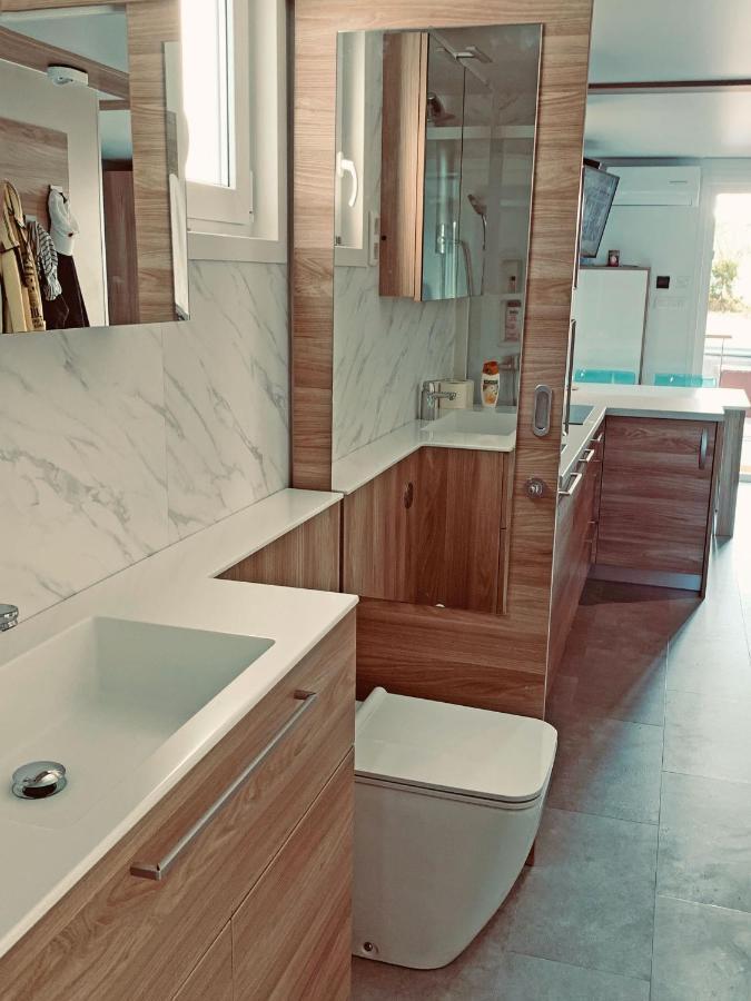 Bonita Houseboat Apartment Portorose エクステリア 写真