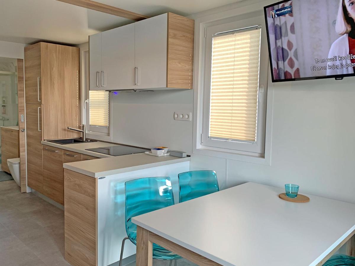 Bonita Houseboat Apartment Portorose エクステリア 写真