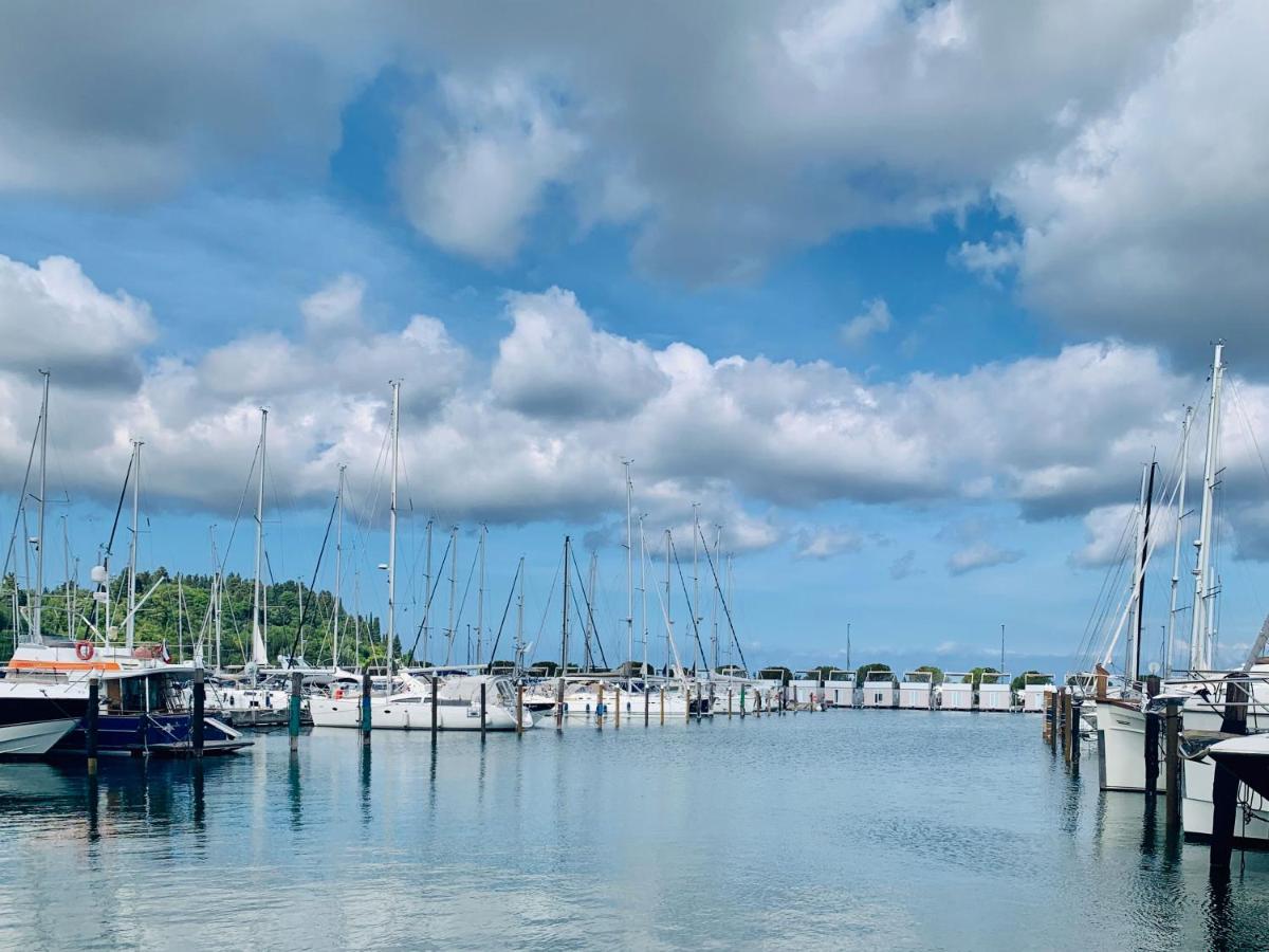 Bonita Houseboat Apartment Portorose エクステリア 写真